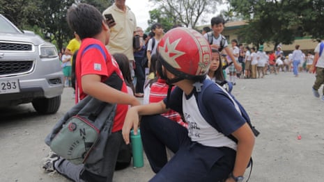 Southern Philippines Rocked by Major Earthquakes, Communities Evacuate