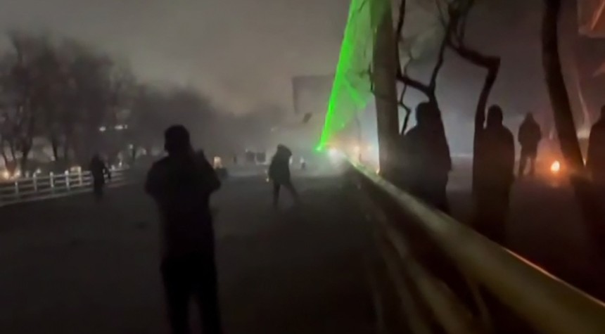 Iranian Protest Death Toll Reaches 646 as Trump Imposes Sweeping Tariffs