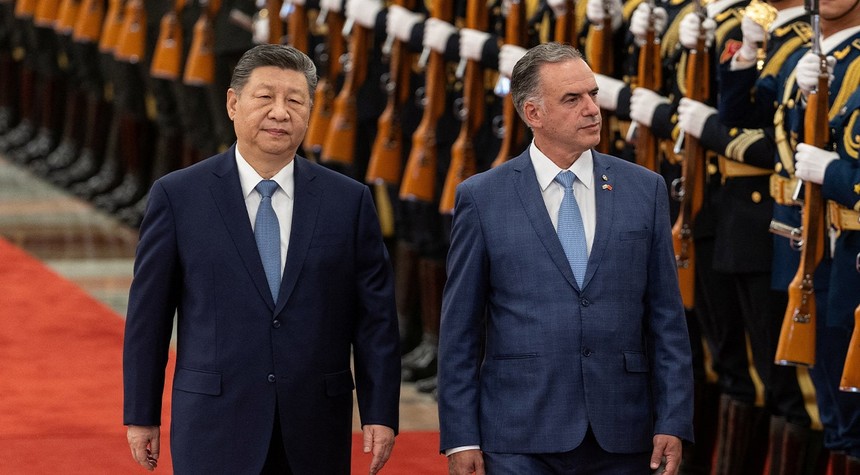 Uruguayan President Joins Chinese Leader in Beijing for Major Economic Partnership