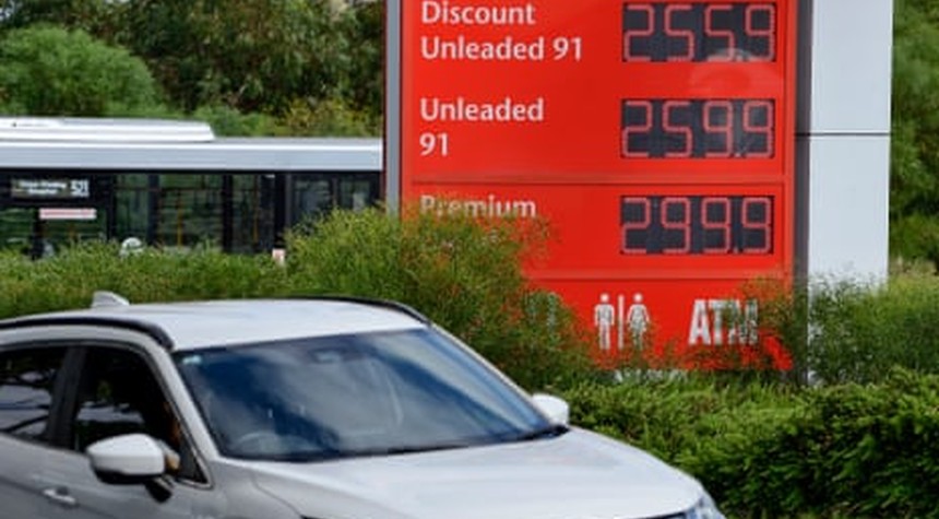 Australian Senator Proposes Gas Export Levy as Fuel Crisis Deepens Across Pacific