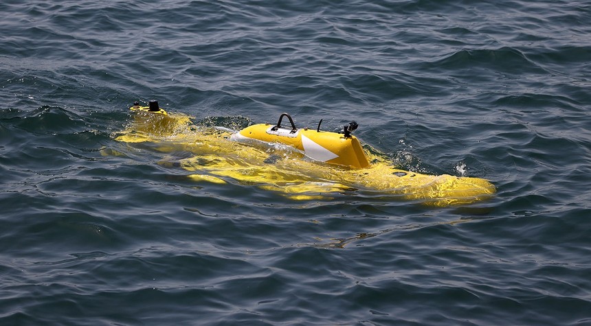 Navy Faces Mine Warfare Challenge in Hormuz After Retiring Dedicated Fleet