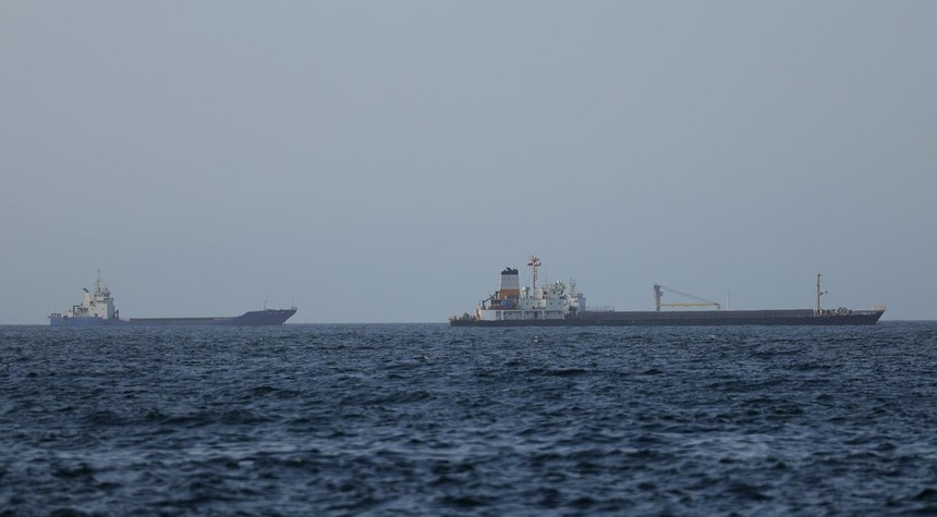 Global Energy Crisis Eases as Vessels Begin Exiting Gulf Following 110-Day Blockade