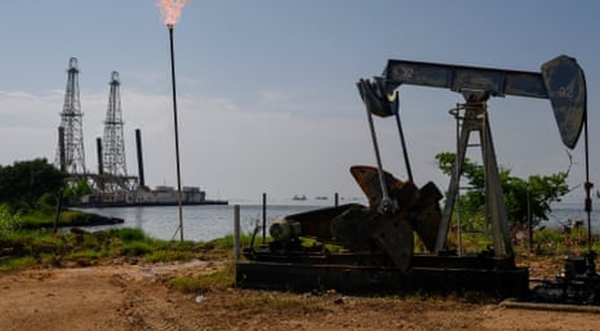 Proposed US Deal for Venezuelan Energy Fields Draws Sharp Opposition