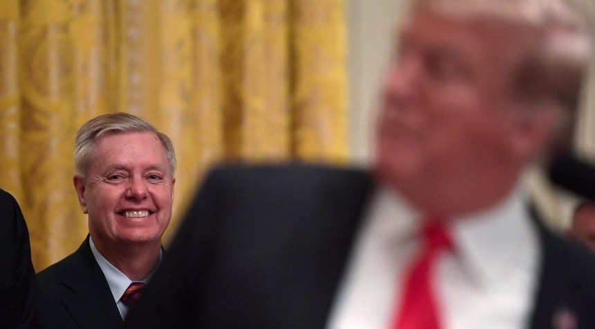 Trump Signs Sanctions Bill Targeting Russia's Energy Trade and War Financing