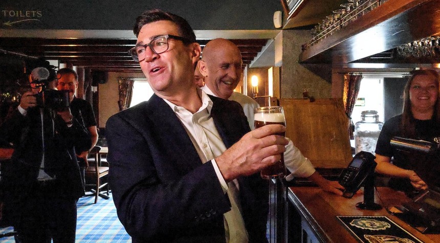 British Prime Minister Seeks to End 40-Year Alcohol Ban at Soccer Matches