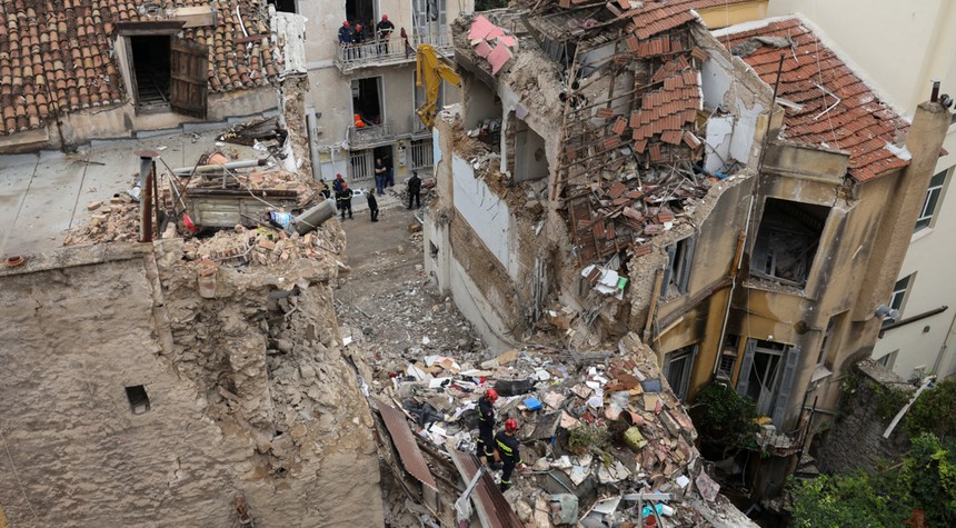 Six Dead in Athens Explosion as Historic Building Collapses in Tourist District