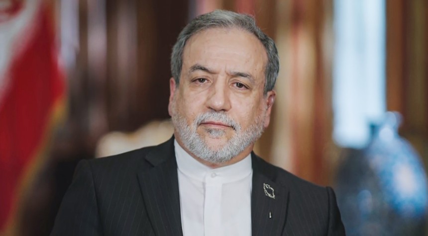 Iran Warns of Readiness for War as Hormuz Strait Negotiations Stall