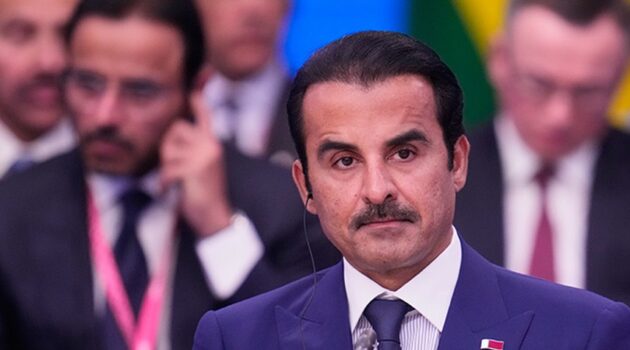 Iranian Officials Dismiss Peace Proposal as Tehran Threatens Undersea Infrastructure